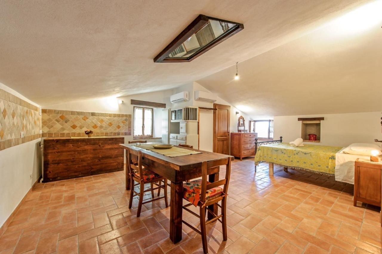 Casa Garoselli Lägenhet Monticchiello Exteriör bild