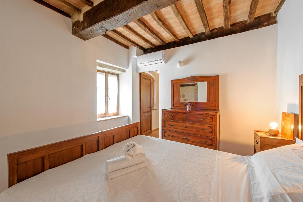 Casa Garoselli Lägenhet Monticchiello Exteriör bild