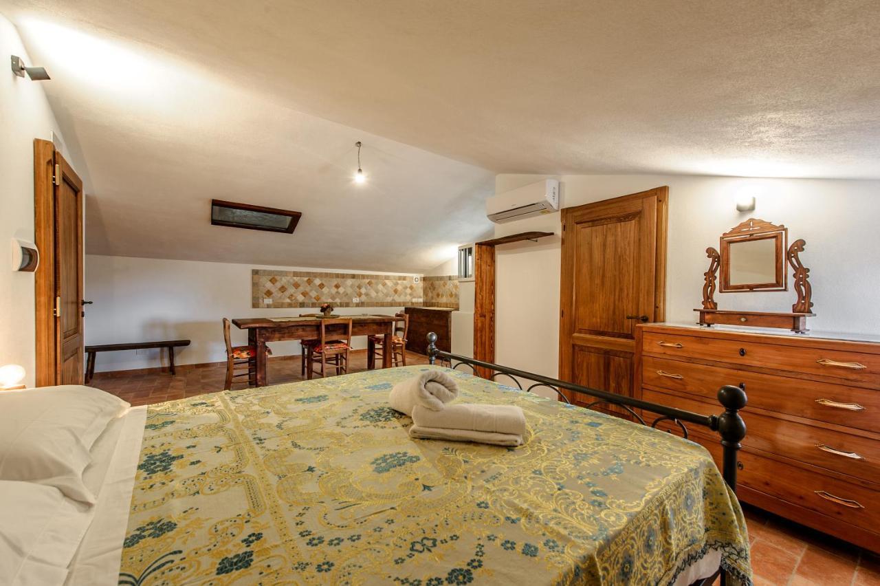 Casa Garoselli Lägenhet Monticchiello Exteriör bild