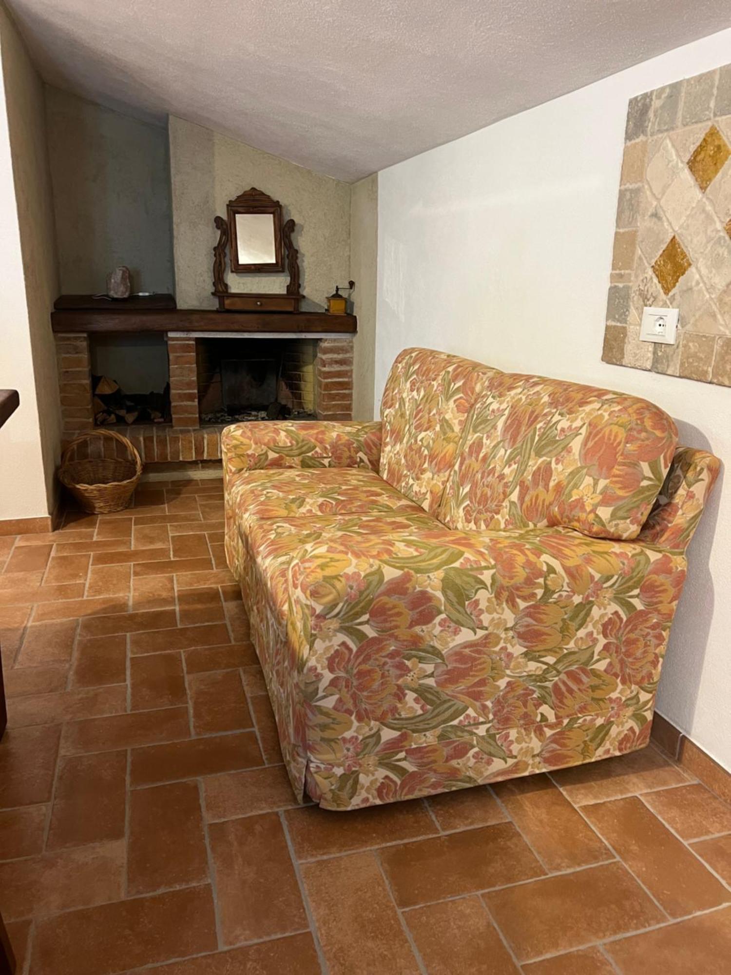 Casa Garoselli Lägenhet Monticchiello Exteriör bild